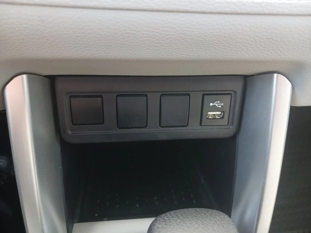 Used 2022 Beige Toyota L image 24