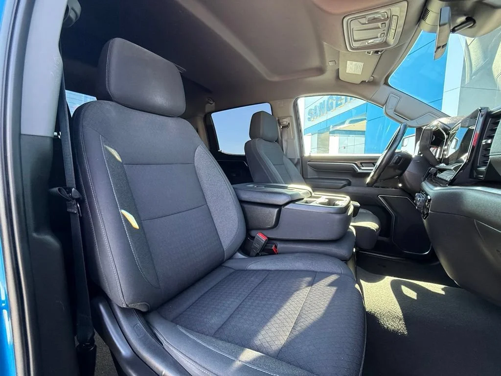 Used 2022 Glacier Blue Metallic Chevrolet LT image 14
