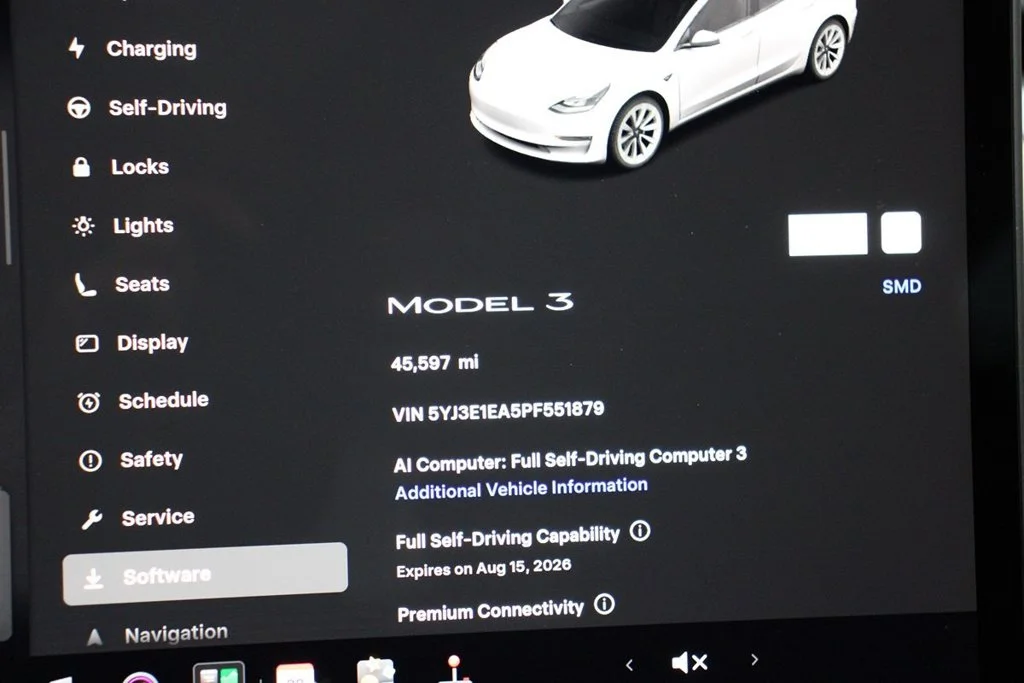 Used 2023 Pearl White Multi-Coat Tesla Base image 28