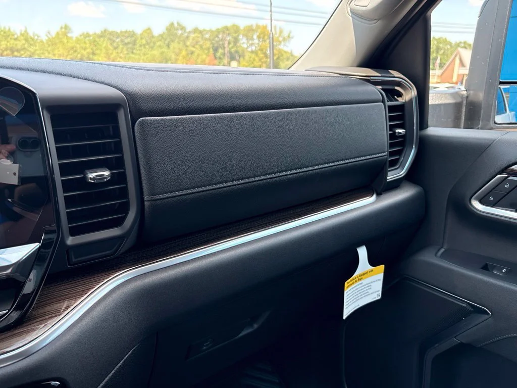 New 2026 Summit White Chevrolet LT image 19