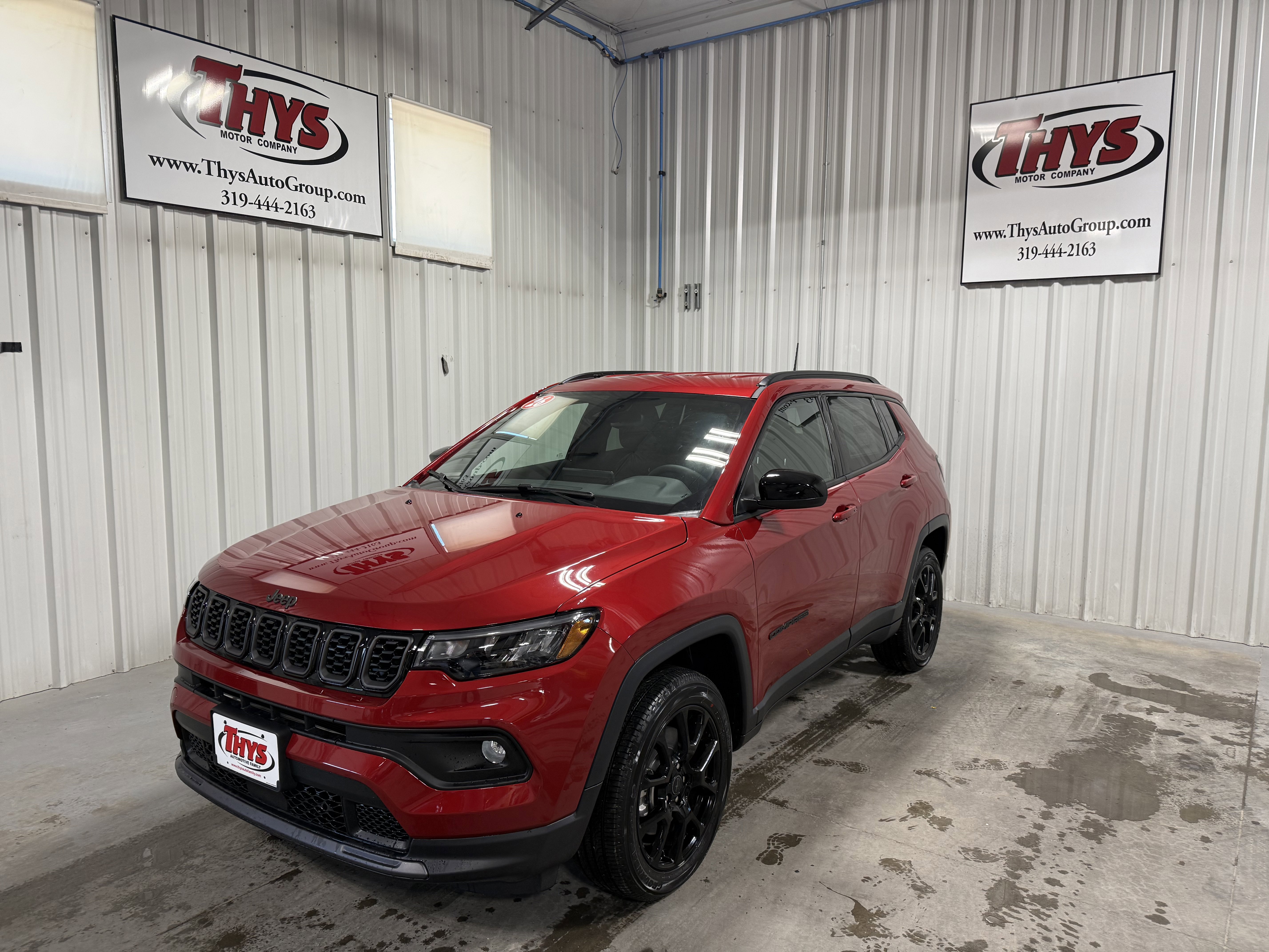 New 2026 Red Hot Pearlcoat Jeep Latitude Altitude image 15