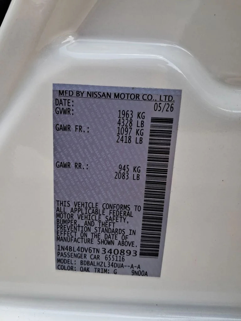 New 2026 White Nissan 2.5 SV image 31