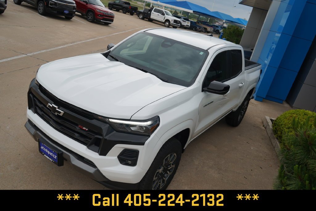 New 2026 Summit White Chevrolet Z71 image 12