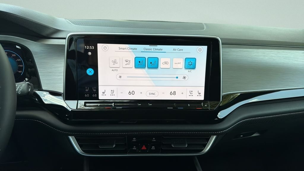 New 2026 Pure Gray Volkswagen 2.0T SE w/Technology image 18