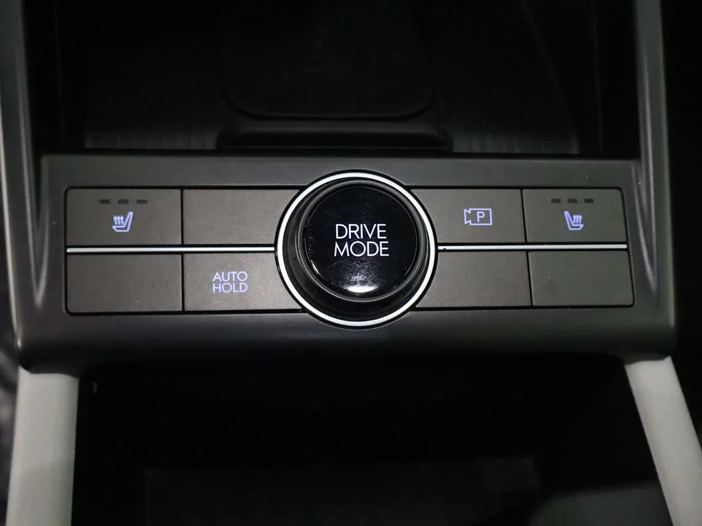 Used 2024 Black Hyundai SEL image 45