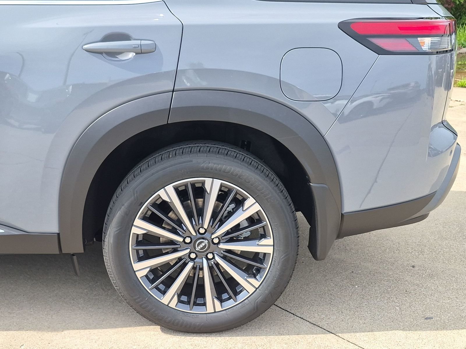 New 2026 Boulder Gray Pearl Nissan Platinum image 12