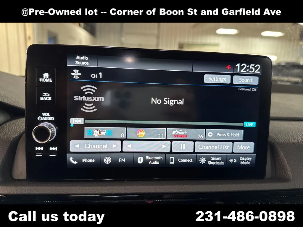 Used 2023  Honda EX-L image 22