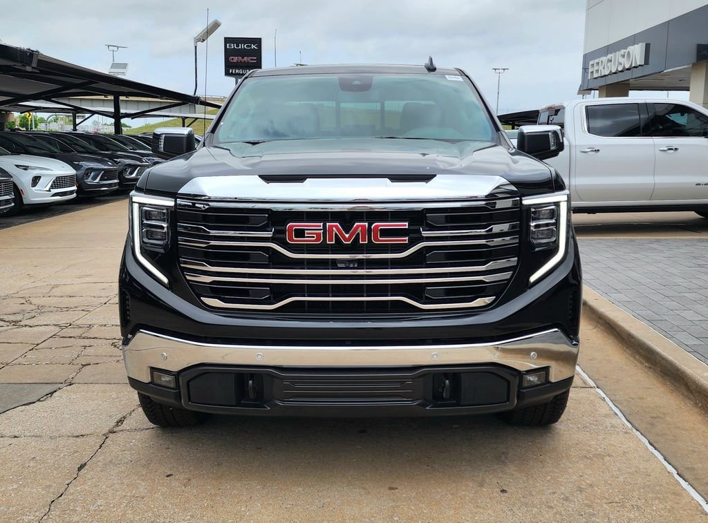 2026 GMC Sierra 1500 SLT - Photo 9