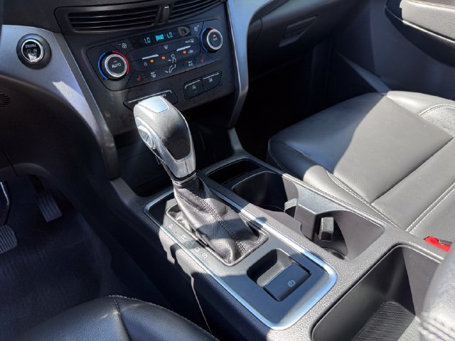 Used 2019 Baltic Sea Green Metallic Ford SEL image 17