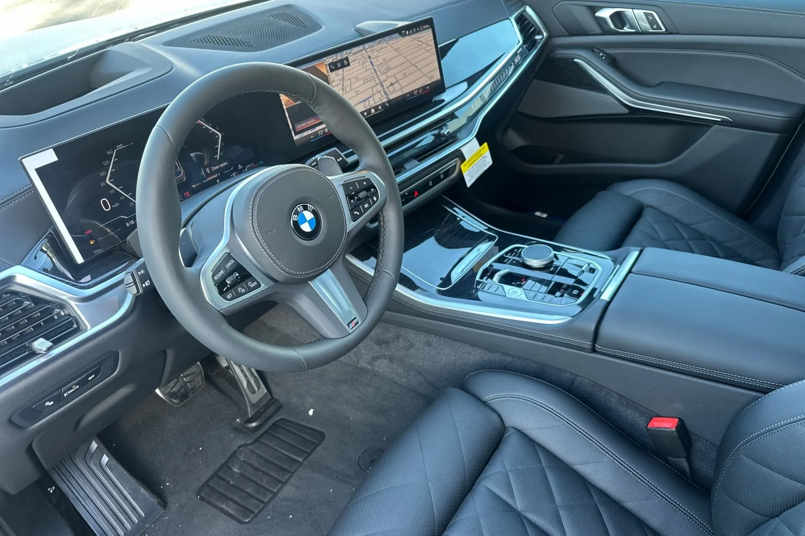 New 2026 Skyscraper Grey Metallic BMW sDrive40i image 9