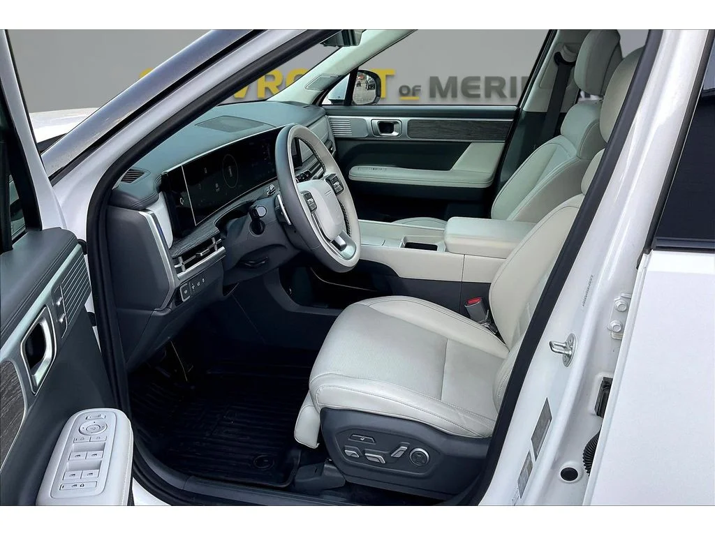 Used 2025  Hyundai Calligraphy image 11
