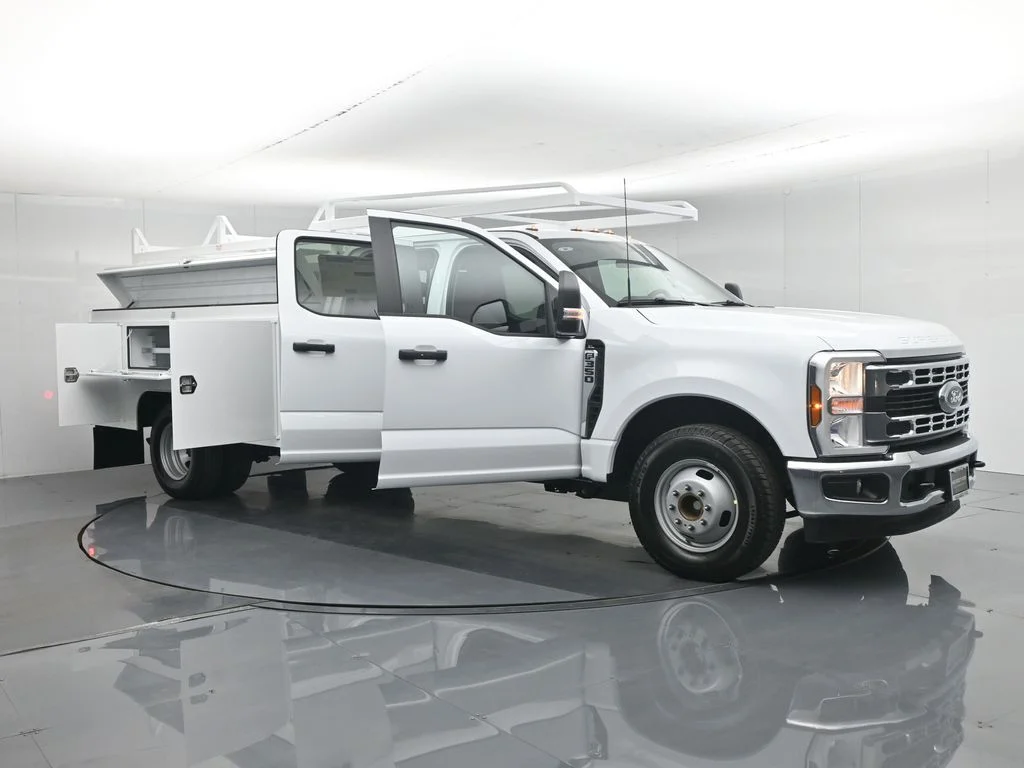 New 2026 White Ford XL image 39