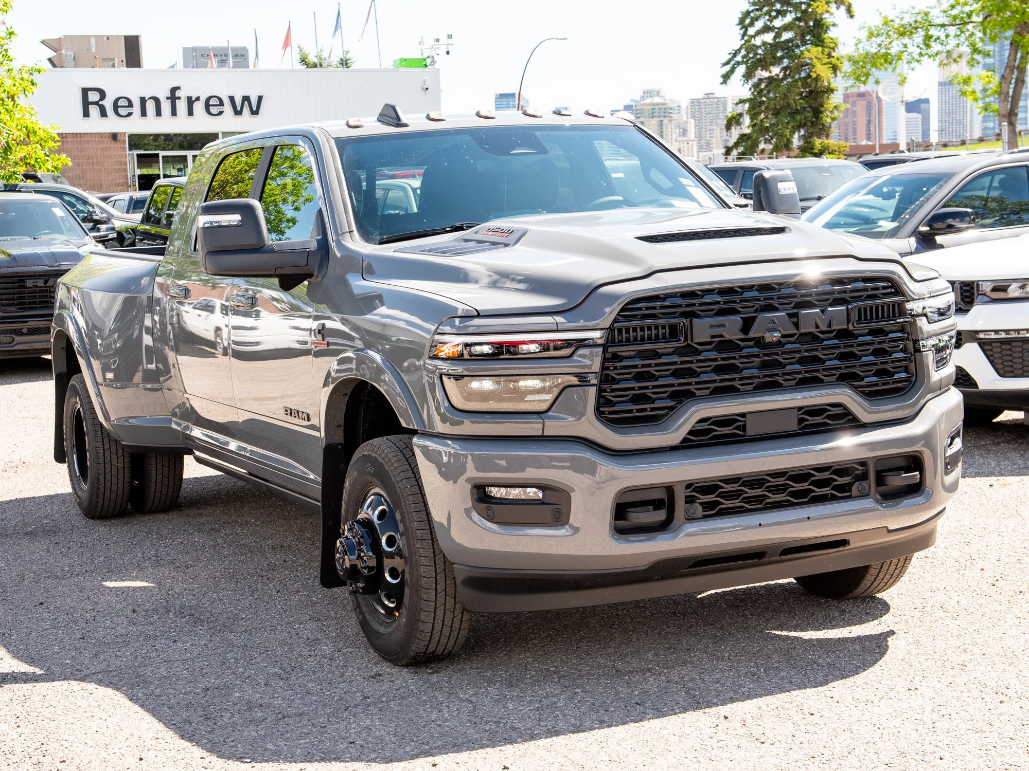 New 2026 Grey RAM Limited Night* Mega Cab 4x4, Sunroof, Level 1 Equip Group, Harman/Kardon image 7