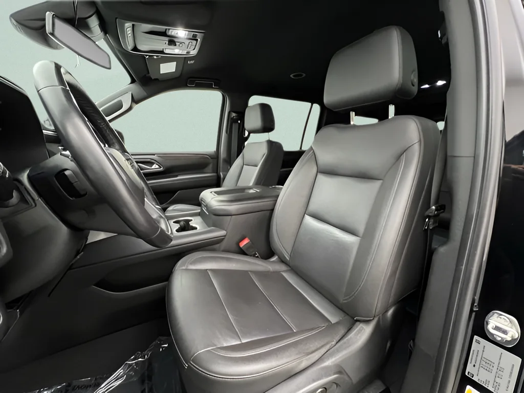 Used 2023 Black Chevrolet LT image 8