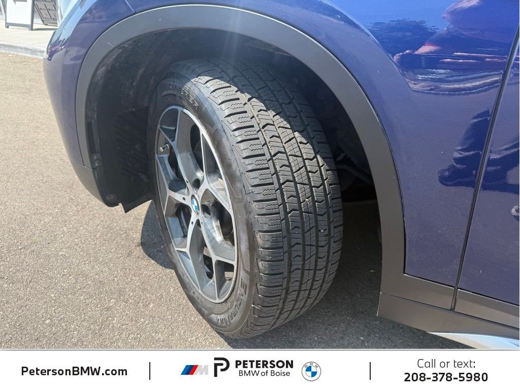 Used 2018 Blue BMW xDrive28i image 34