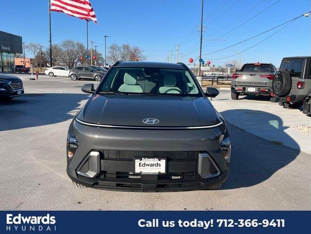 New 2025 Gray Hyundai SEL Convenience AWD image 2