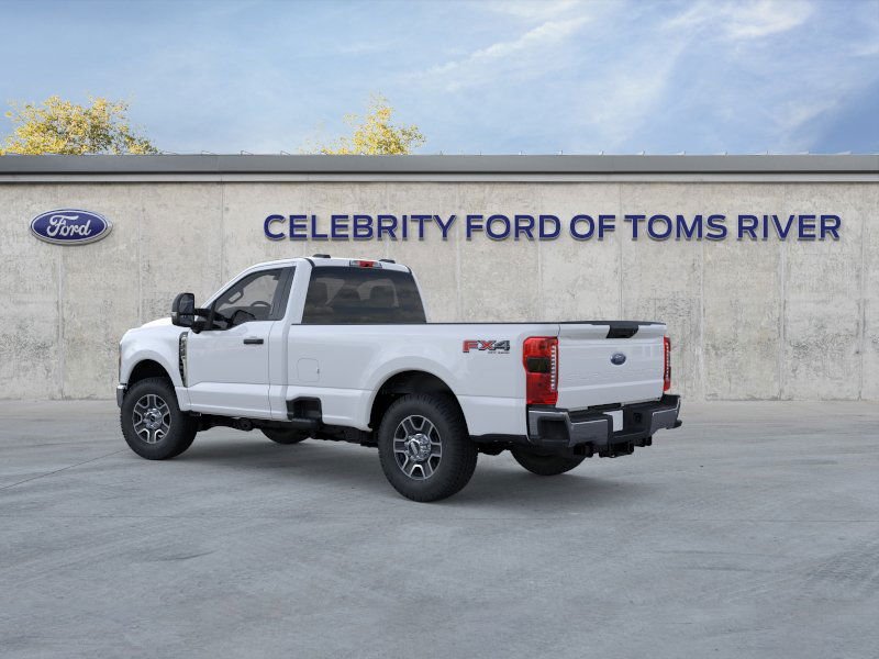 New 2025 Oxford White Ford F-350® XLT image 26