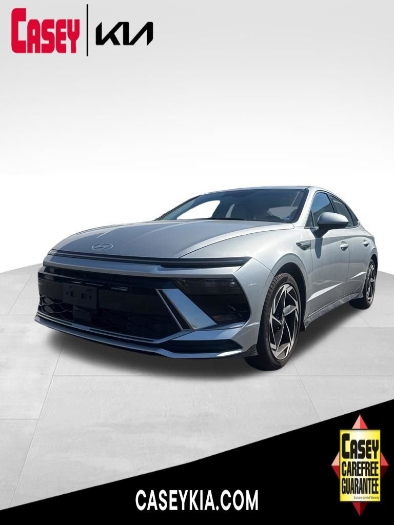 Used 2026 Silver Hyundai SEL Sport image 1