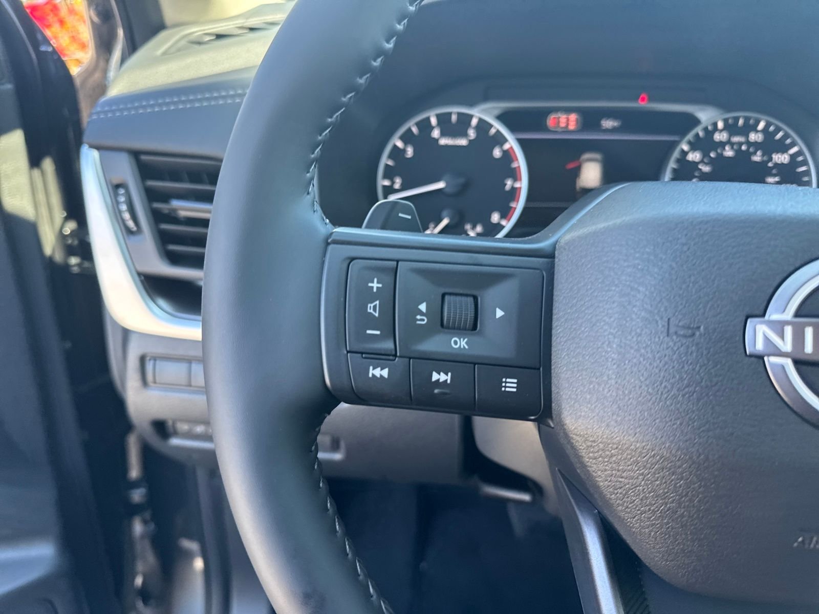 New 2026 Nissan Rogue SV 4D Sport Utility