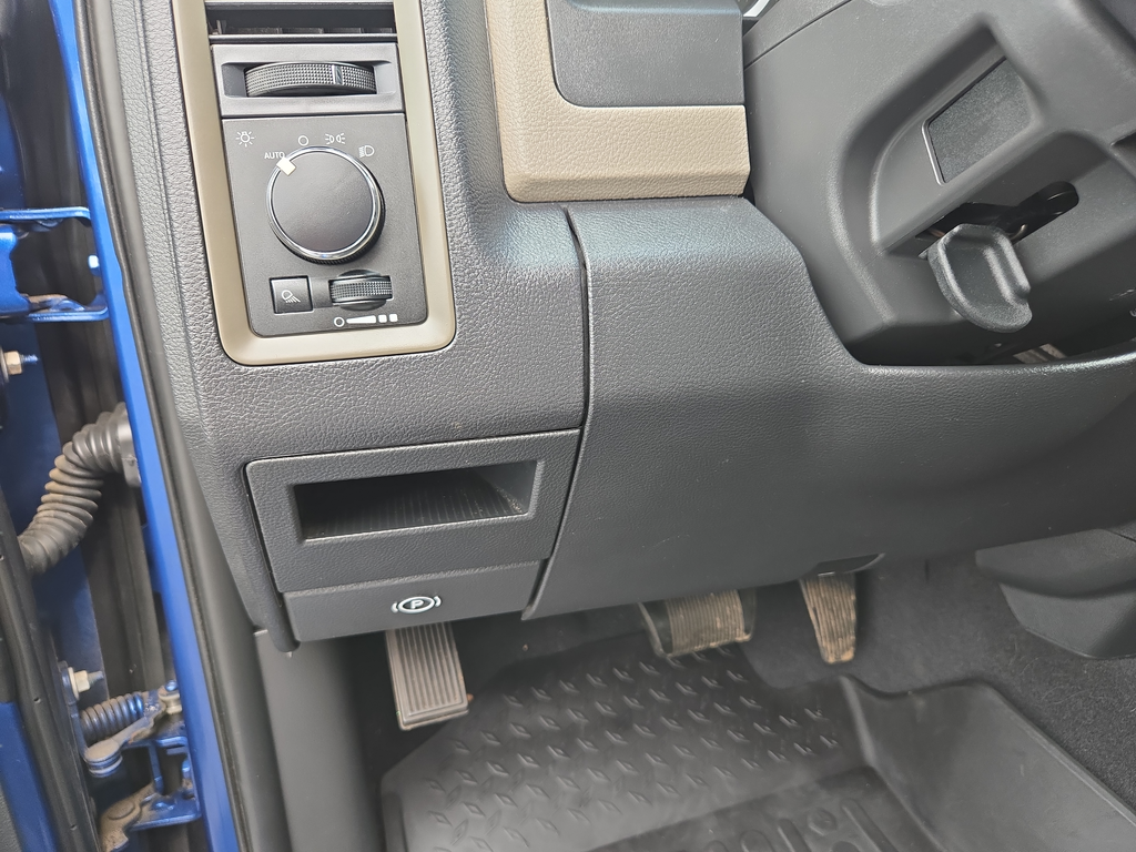 Used 2011 Blue Ram ST image 14