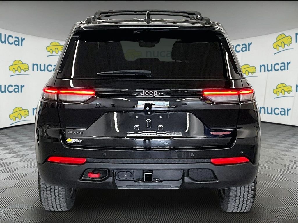 Used 2022 Black Jeep Trailhawk image 5