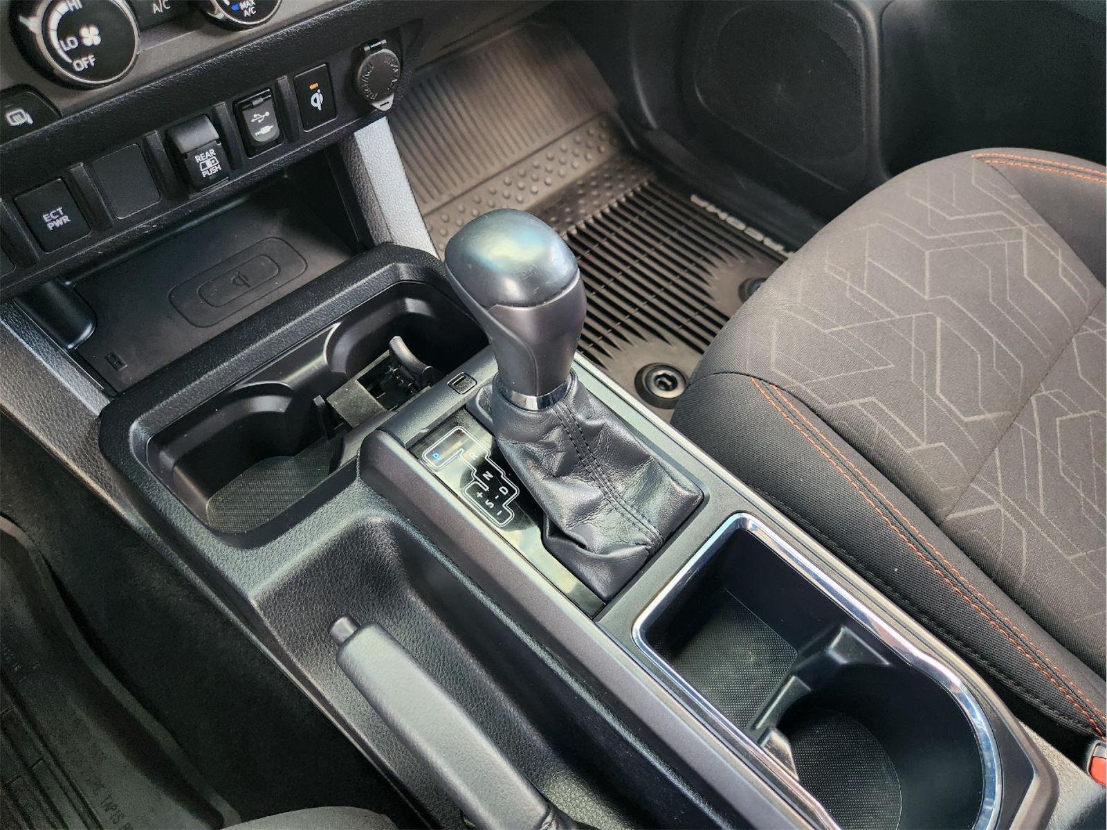 2019 Toyota Tacoma photo 19 of 33