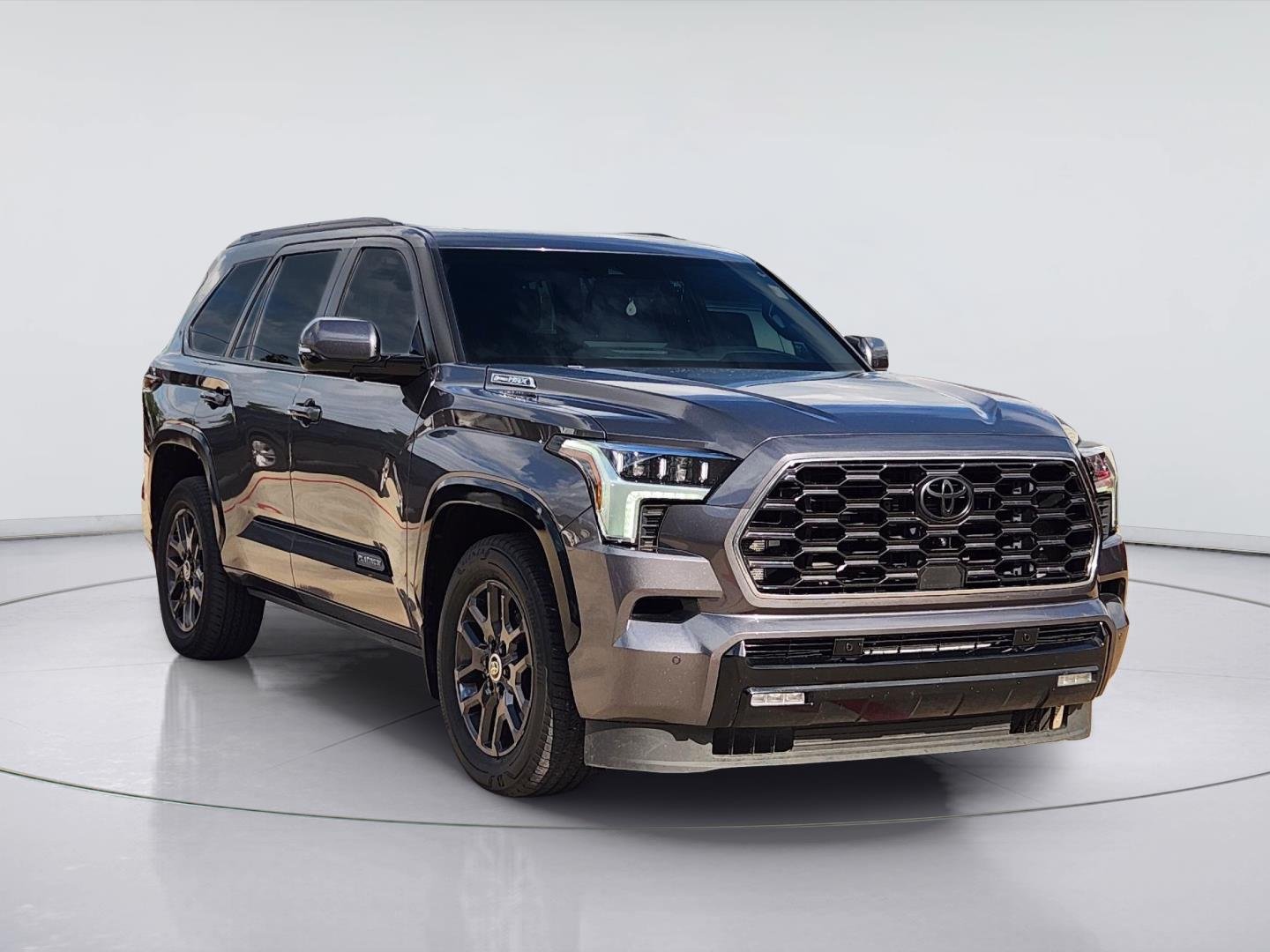 2024 Toyota Sequoia photo 3 of 33