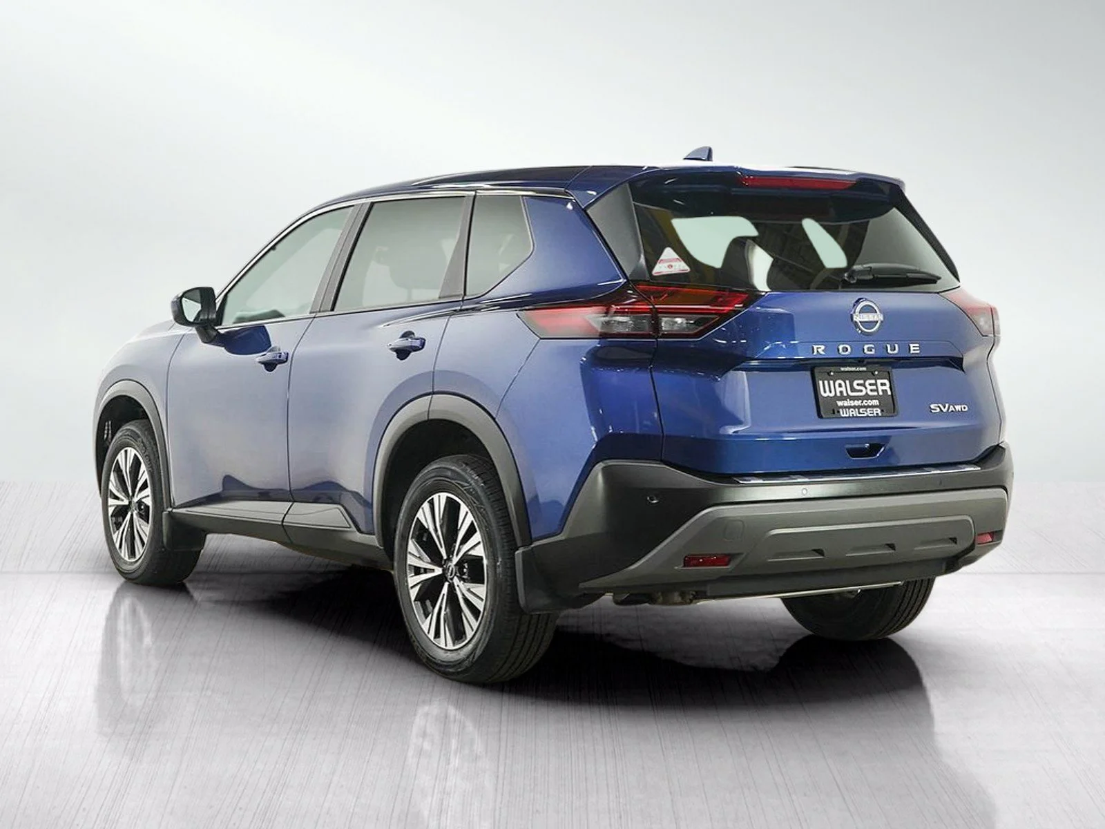 Used 2023 Caspian Blue Metallic Nissan SV image 3