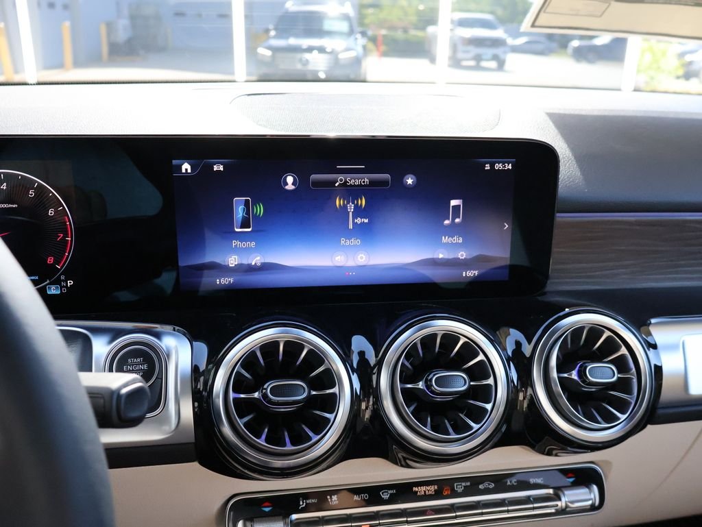 New 2026 Night Black Mercedes-Benz GLB 250 image 23