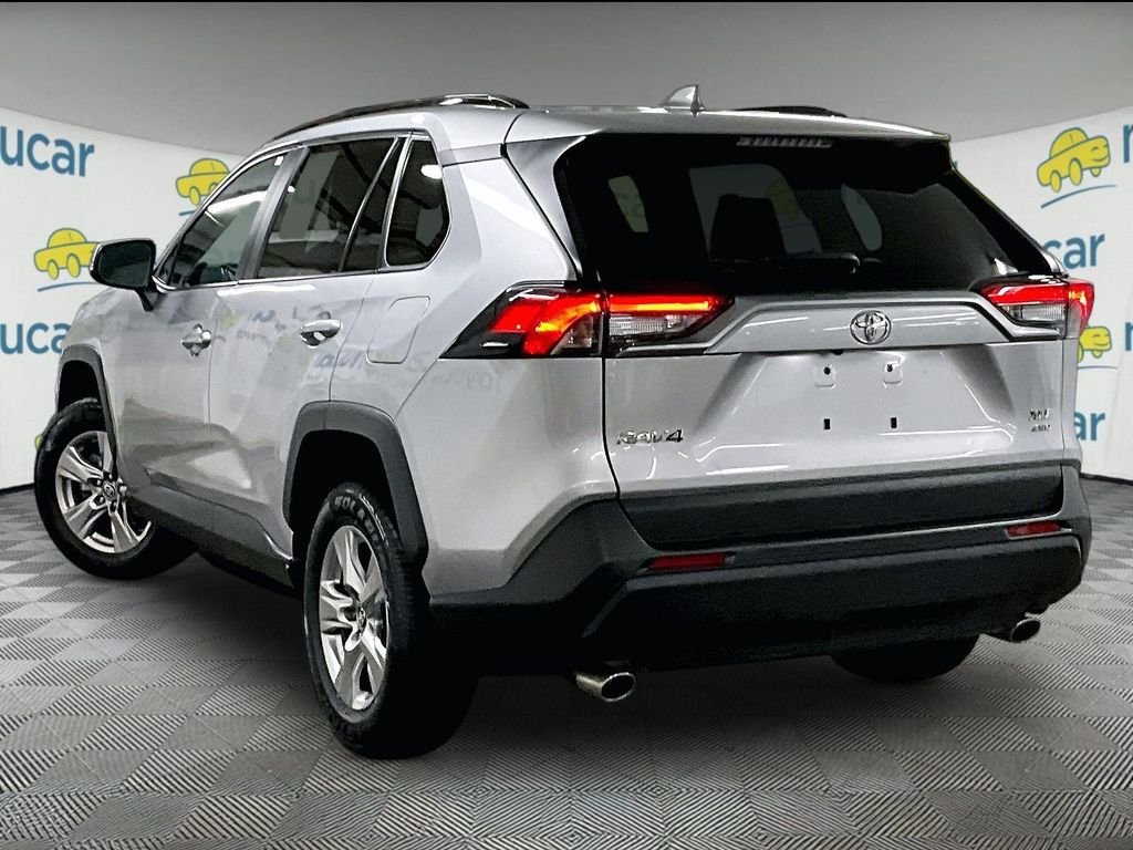 Used 2025 Silver Toyota XLE image 4