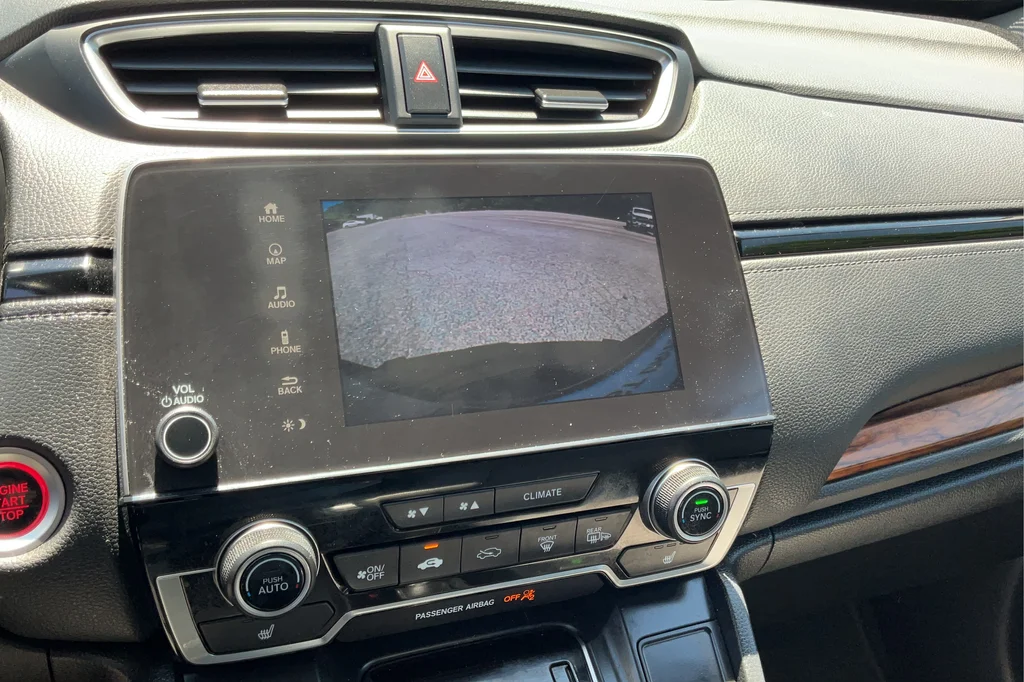 Used 2020 Silver Honda Touring image 16