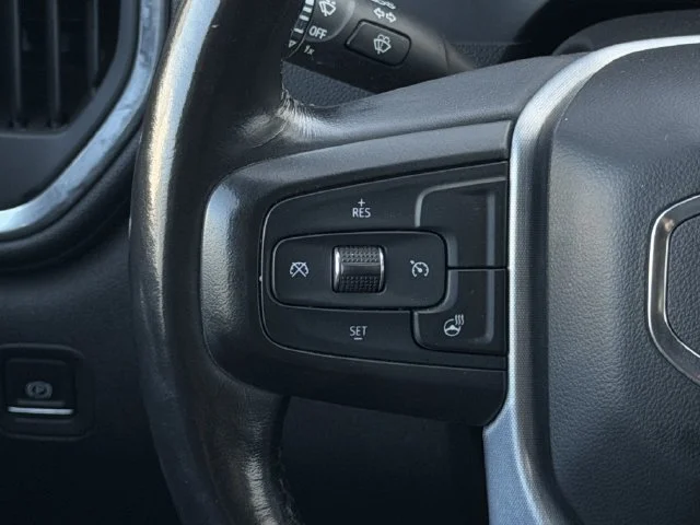 Used 2019 SATIN STEEL METALLIC GMC SLT image 18