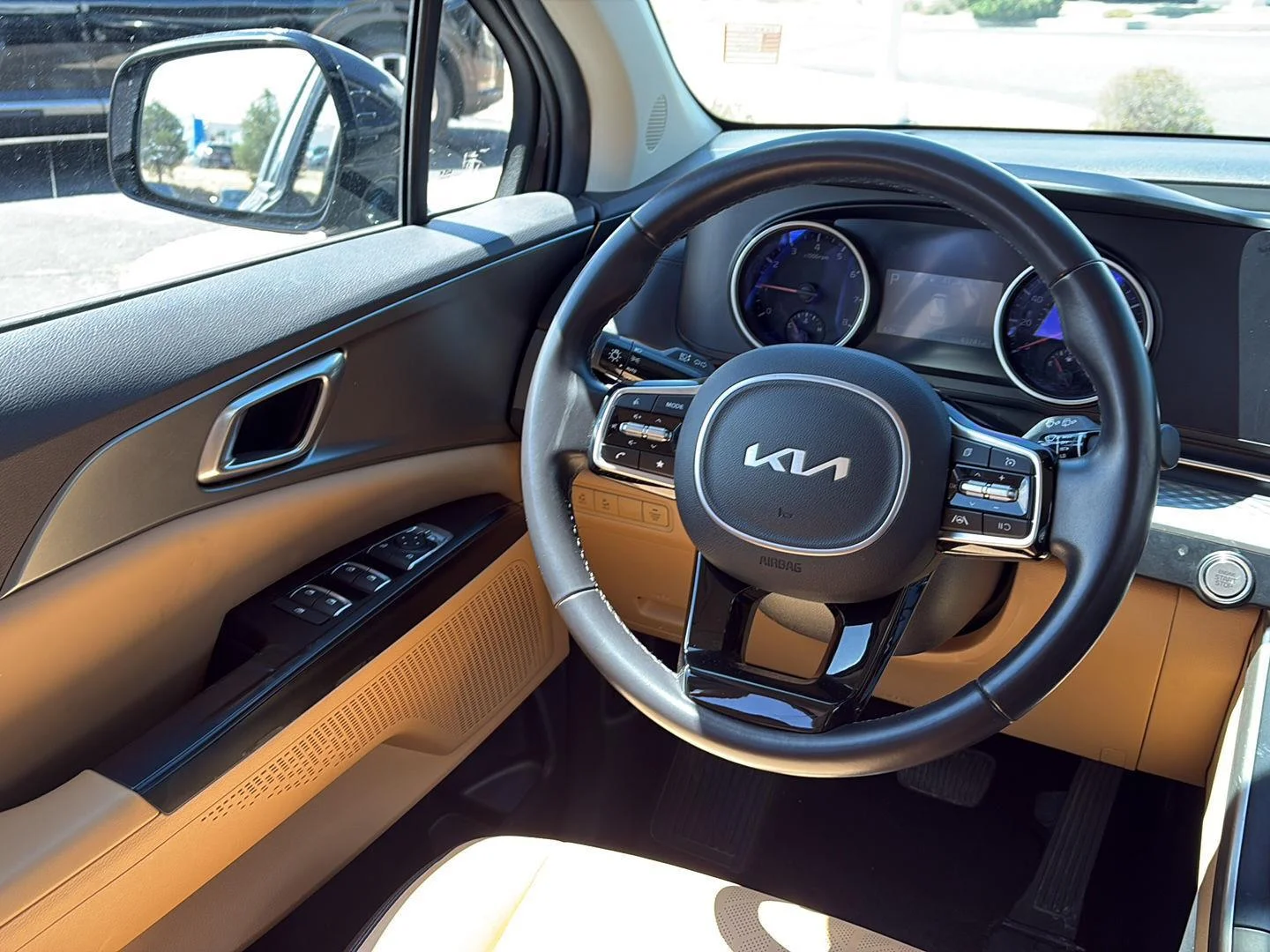 Used 2024 Panthera Metal Kia LX image 20