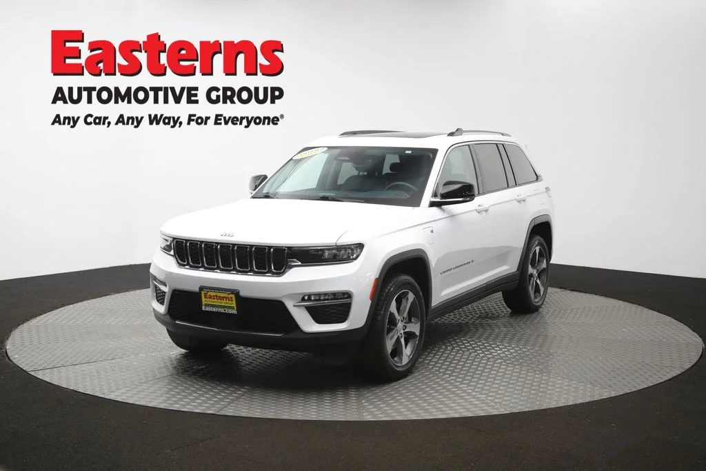 Used 2023 White Jeep 4xe image 57