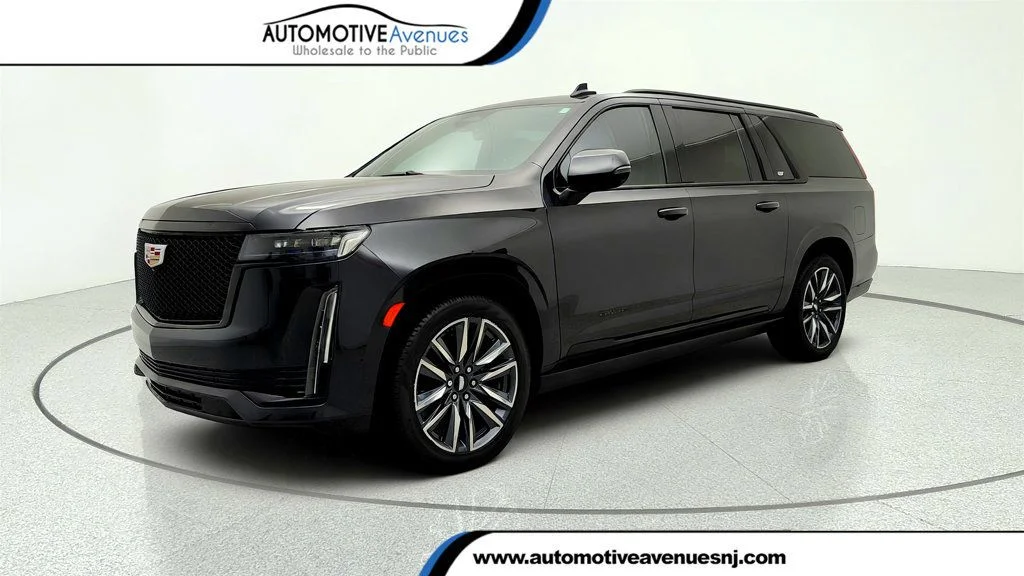 2023 Cadillac Escalade ESV 4WD Sport's photo