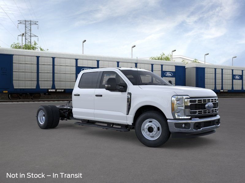 2026 Ford F-350 XL Crew Cab 179-In DRW's photo