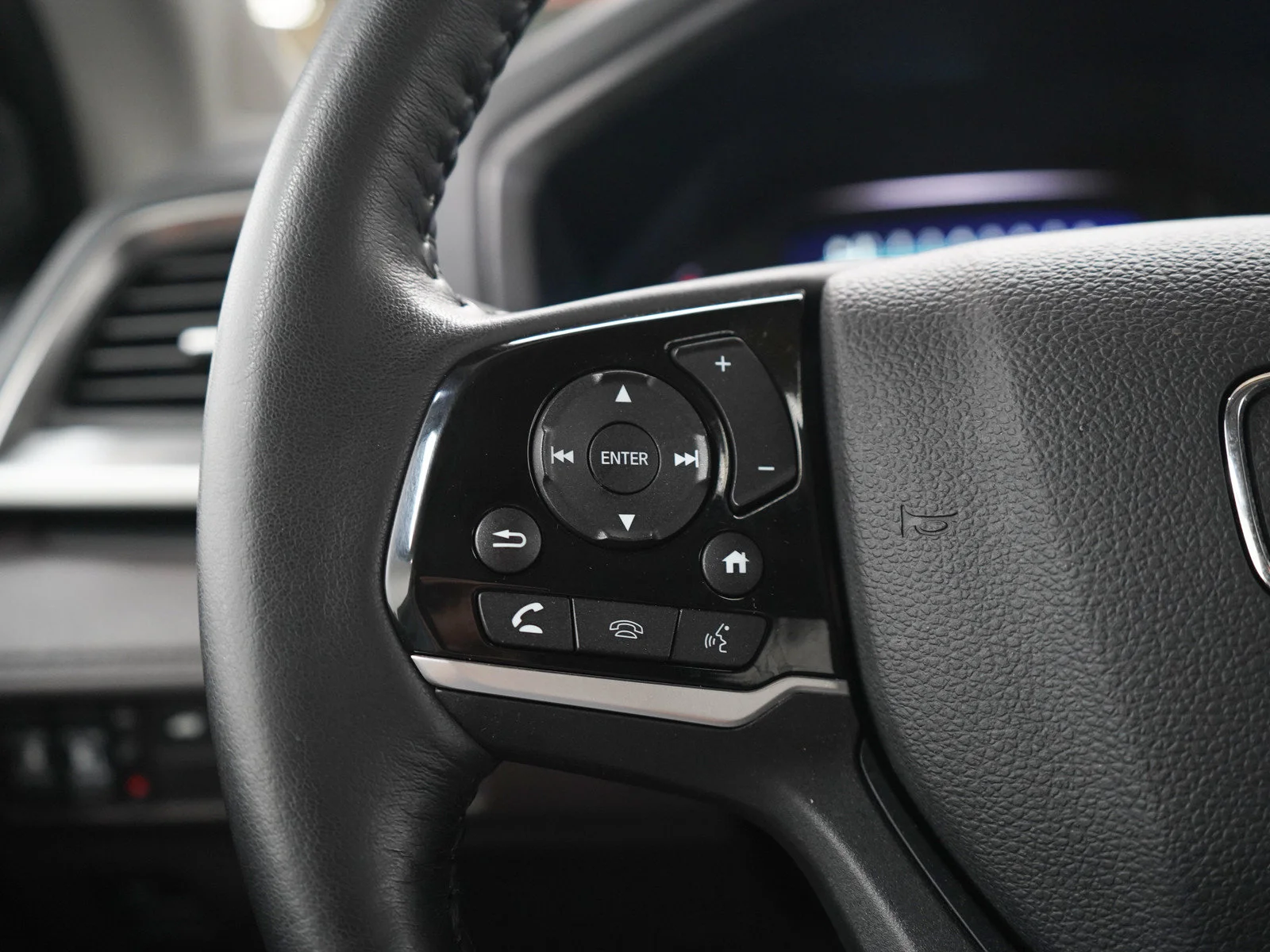 Used 2019 Bronze Honda EX-L image 28