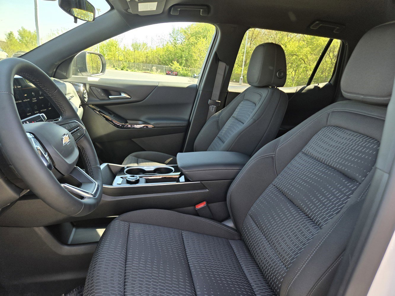 2026 Chevrolet Equinox LT - Photo 14