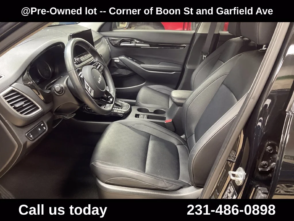 Used 2023 Black Kia SX image 14