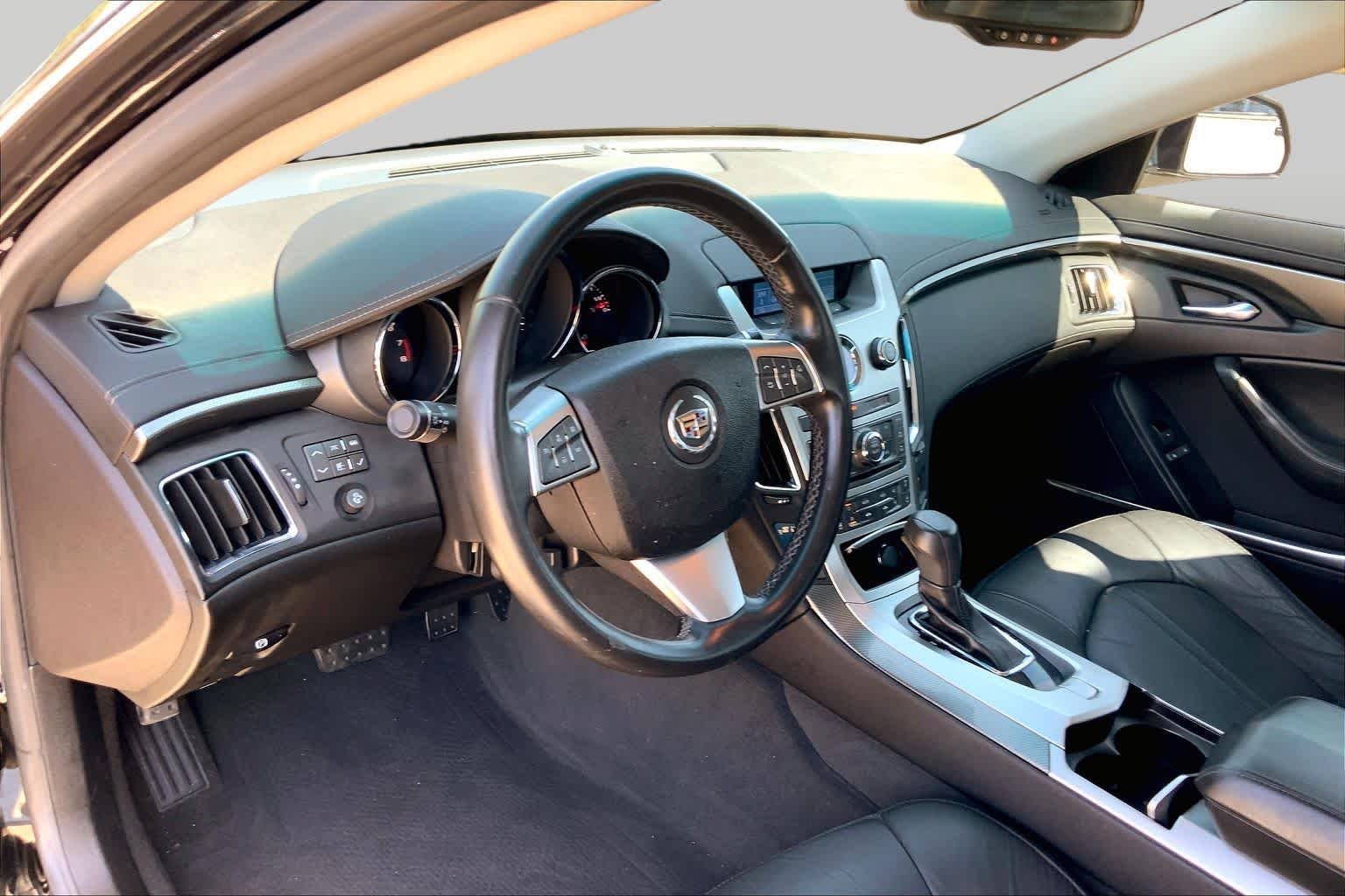 Used 2009 Black Raven Cadillac RWD w/1SA image 16