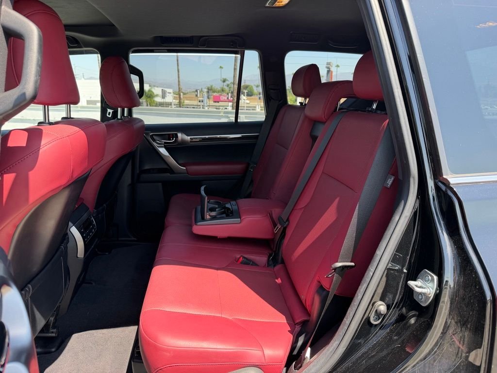 Used 2022 Onyx Black Lexus 460 image 4