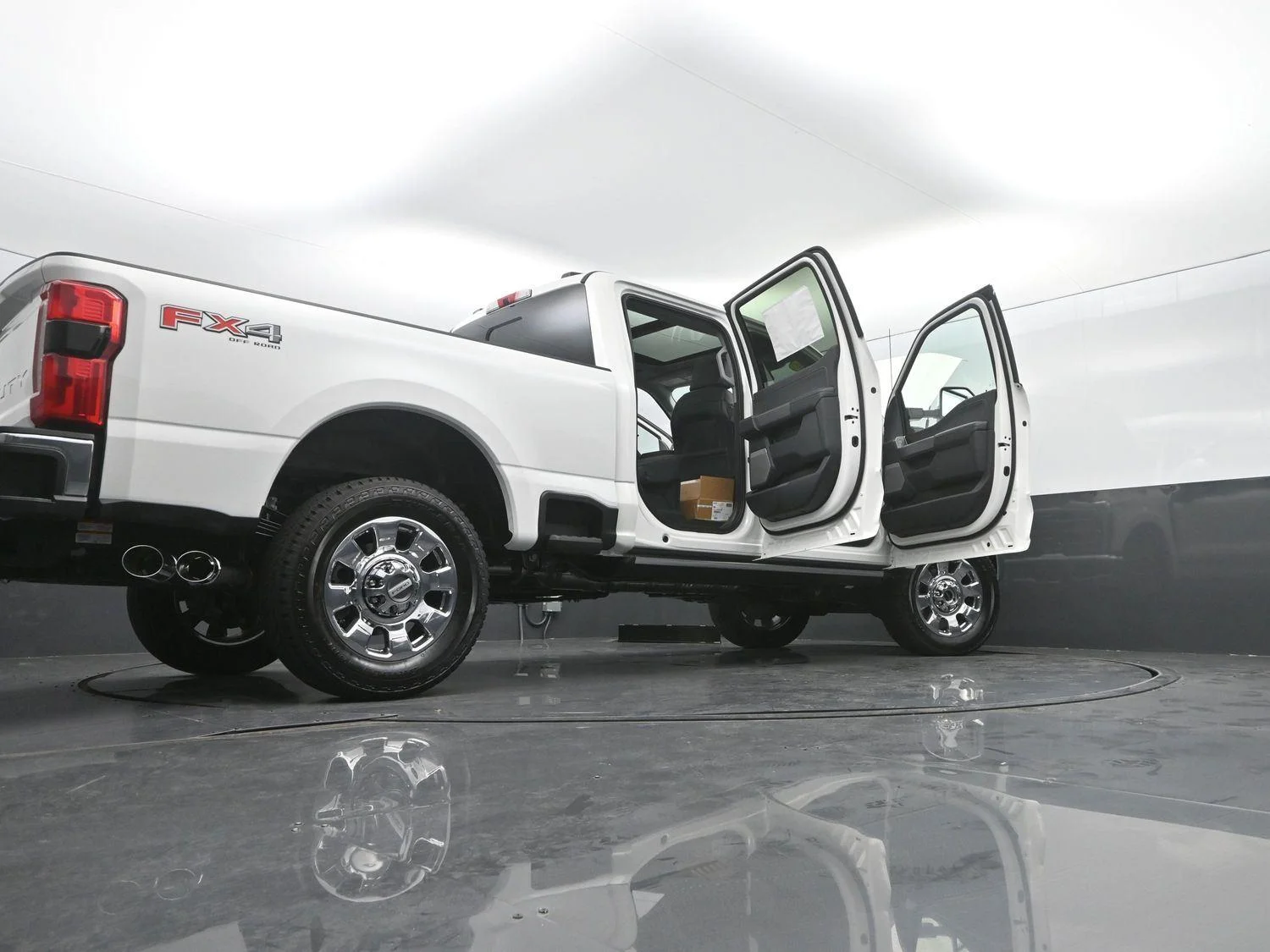 2026 Ford F-350 Super Duty Lariat - Photo 57