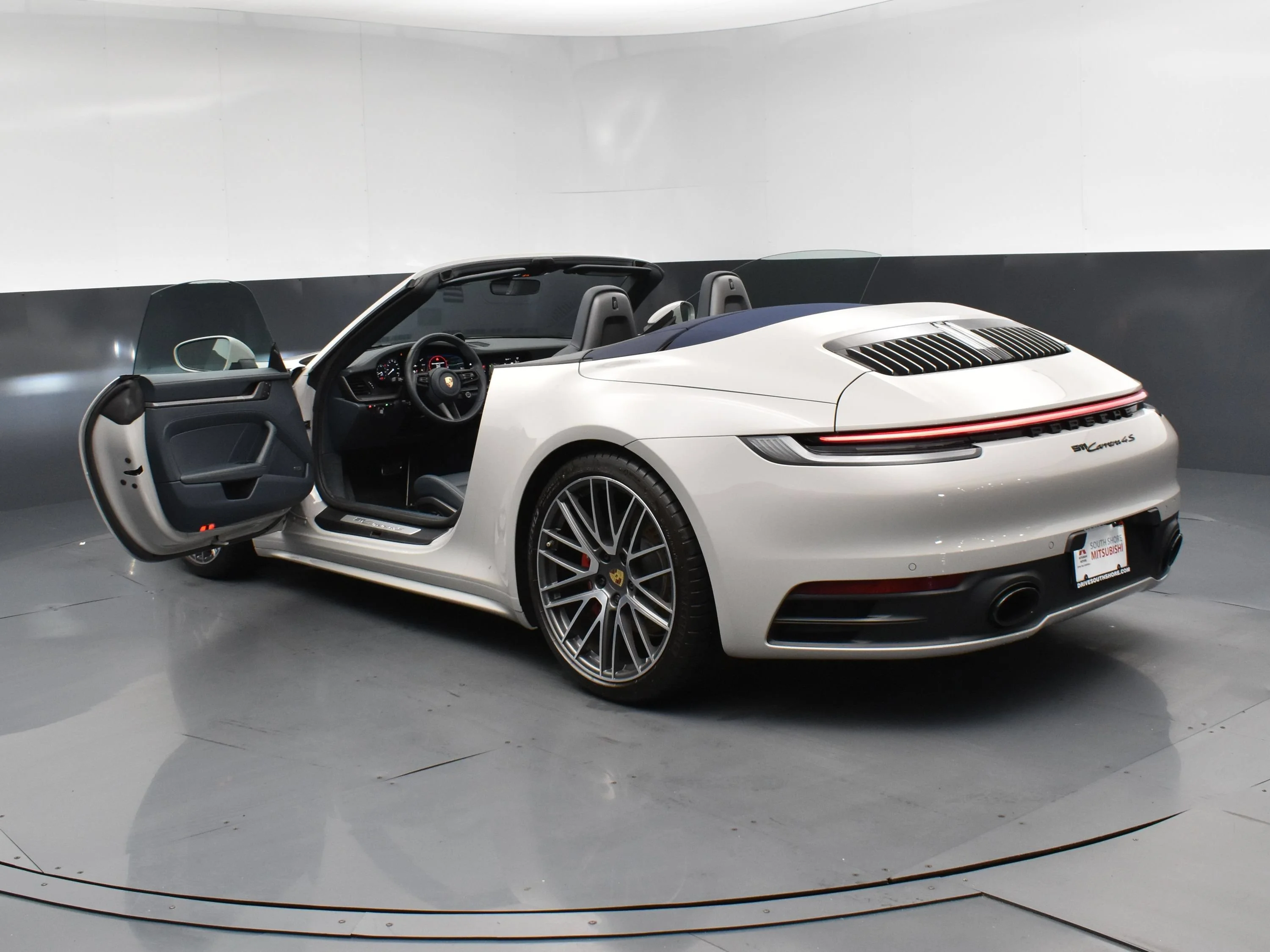 2023 Porsche 911 S - Photo 35