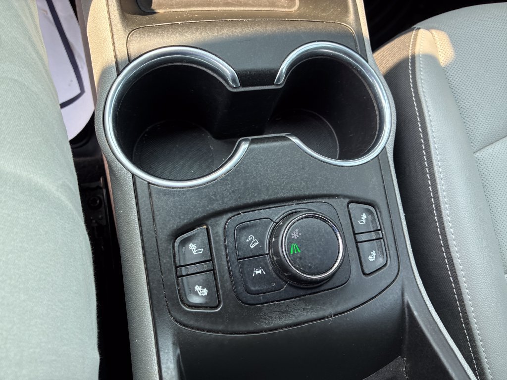 Used 2022 Blue GMC SLT image 14