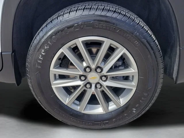 Used 2023 Summit White Chevrolet LT Leather image 9