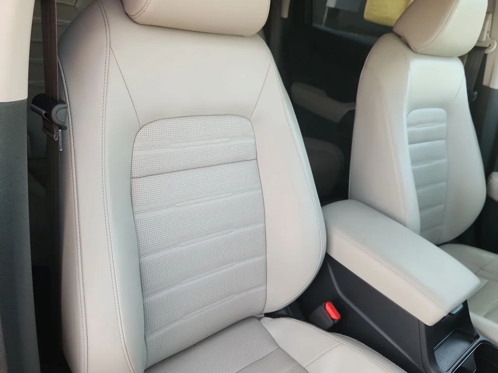 Used 2024 Gray Honda EX-L image 16