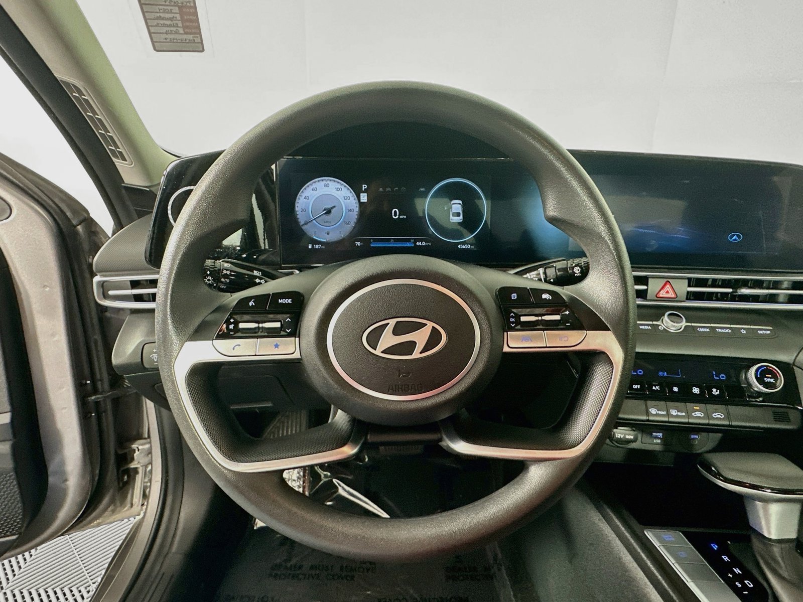 Used 2024 Fluid Metal Hyundai SEL image 11