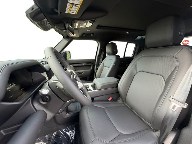 New 2026 Santorini Black Land Rover X-Dynamic SE image 10