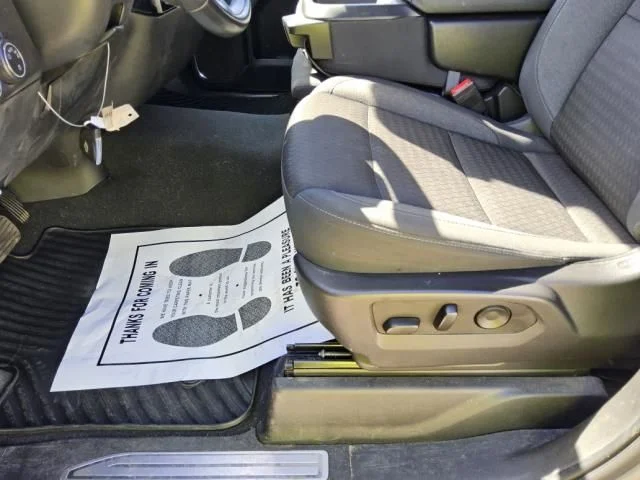 Used 2023 Gray Chevrolet LT image 3