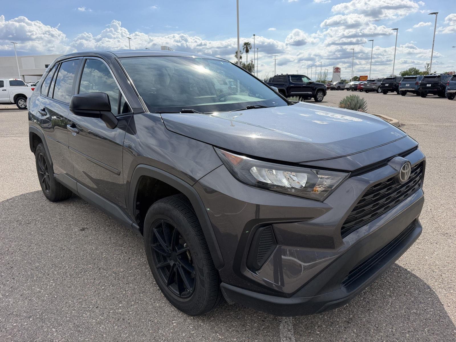 Used 2022 Magnetic Gray Metallic Toyota LE image 7